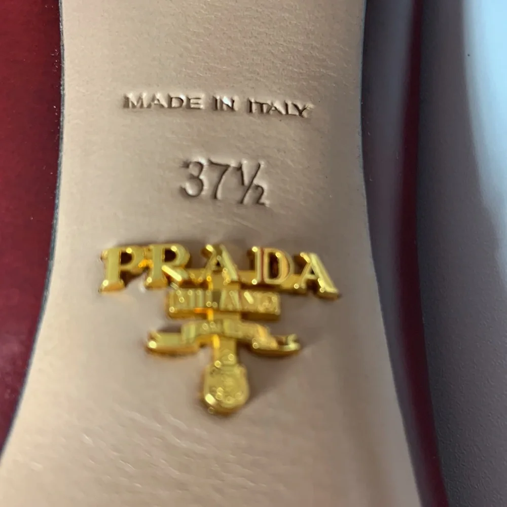 SOLD PRADA SPAZZOLATO FUME IN SCARLATTO - Picture 3 of 16